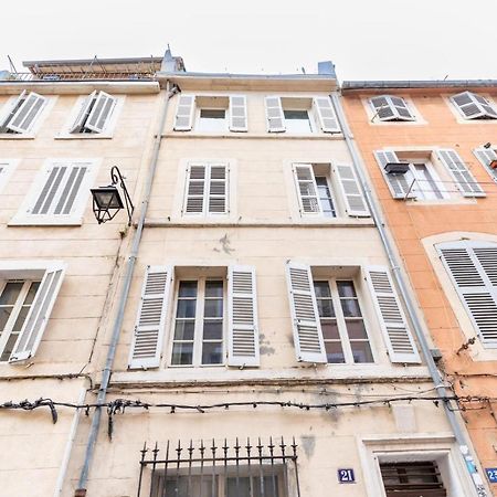 Coquet Appartement Typique Du Panier Marseille Luaran gambar
