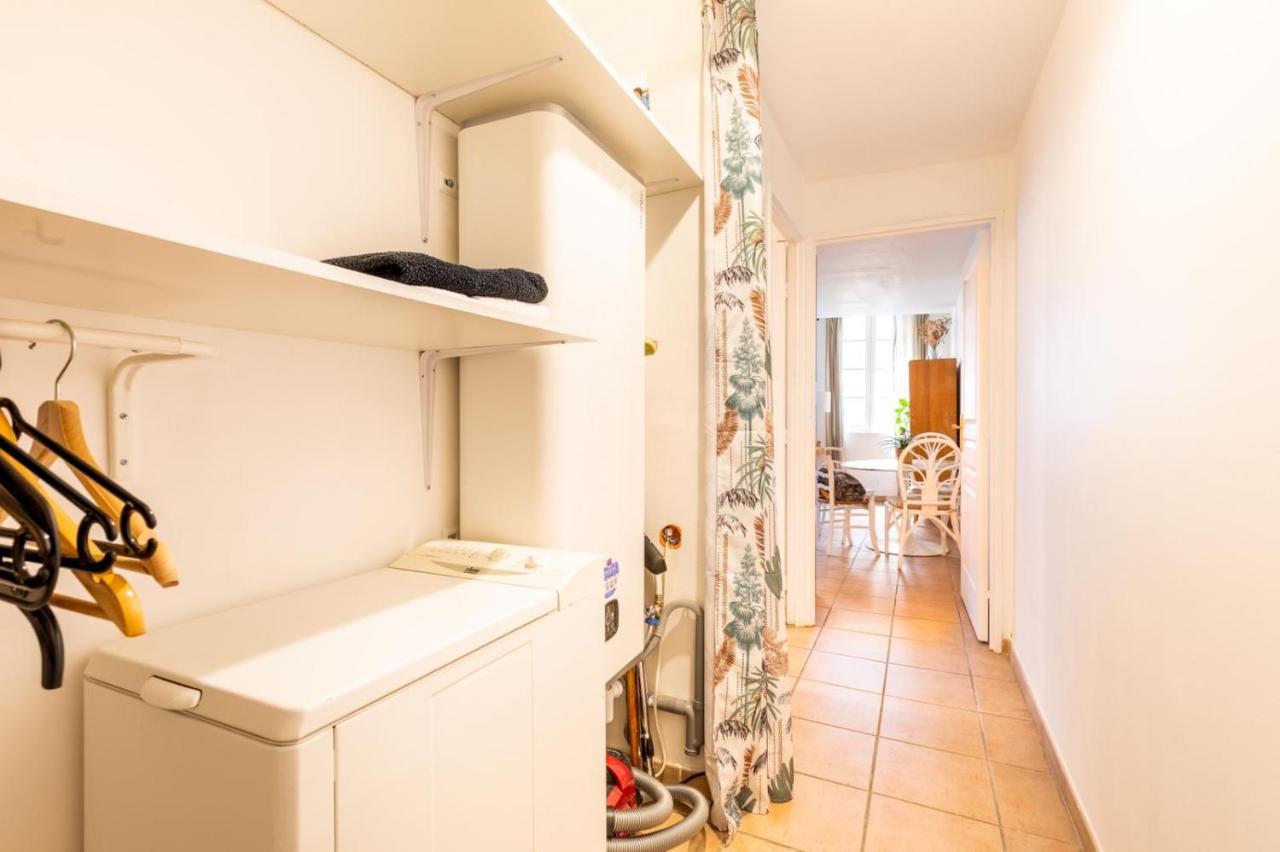 Coquet Appartement Typique Du Panier Marseille Luaran gambar